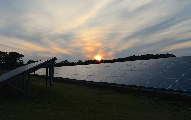 solar panel cleaning robot